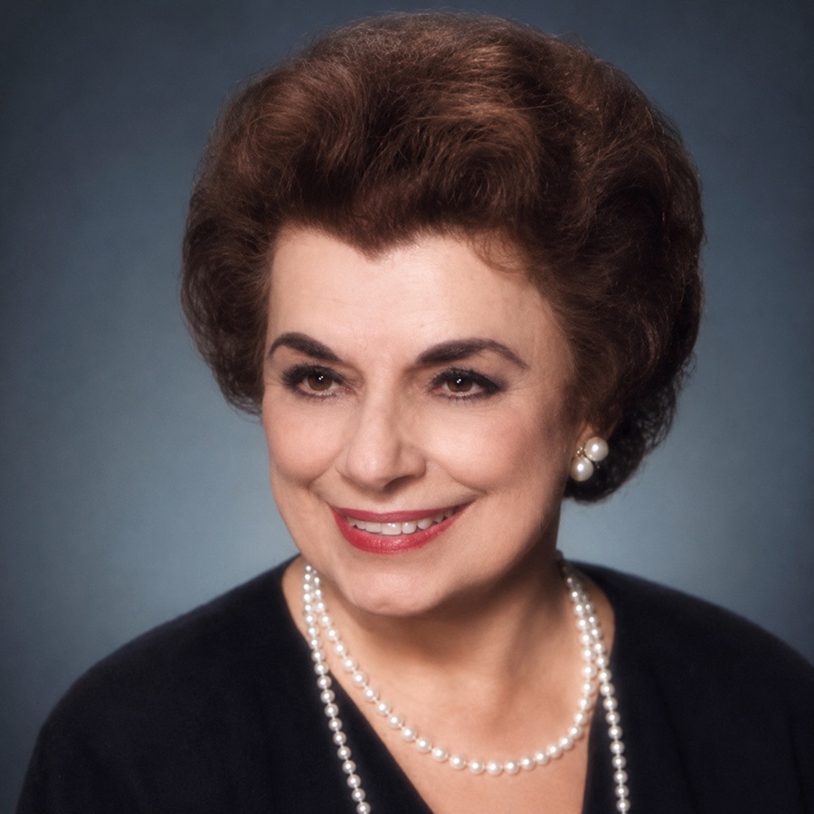 adela hernandez