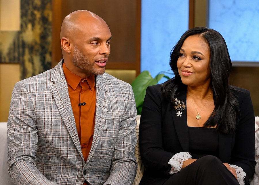 kenny lattimore wife